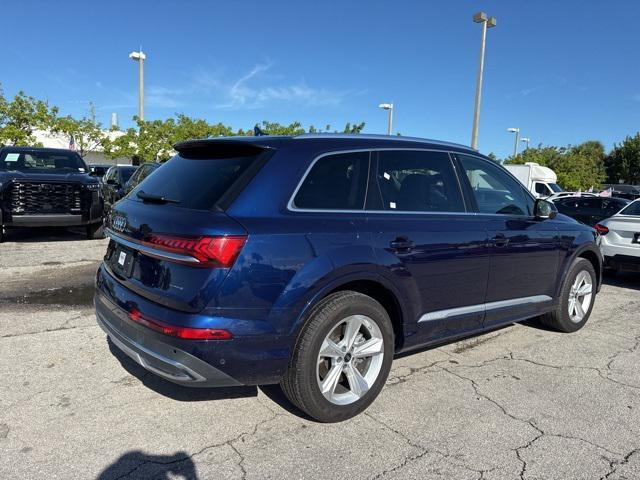 used 2024 Audi Q7 car, priced at $38,988