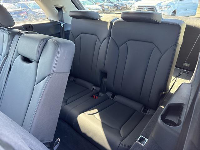 used 2024 Audi Q7 car, priced at $38,988