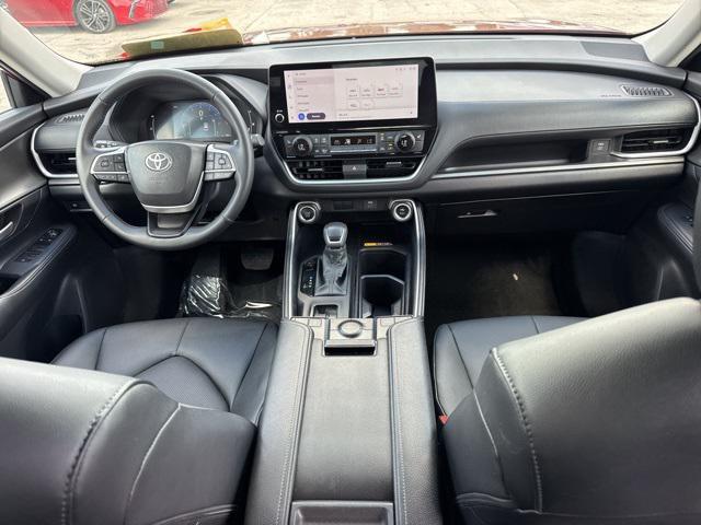 used 2025 Toyota Grand Highlander car, priced at $53,888