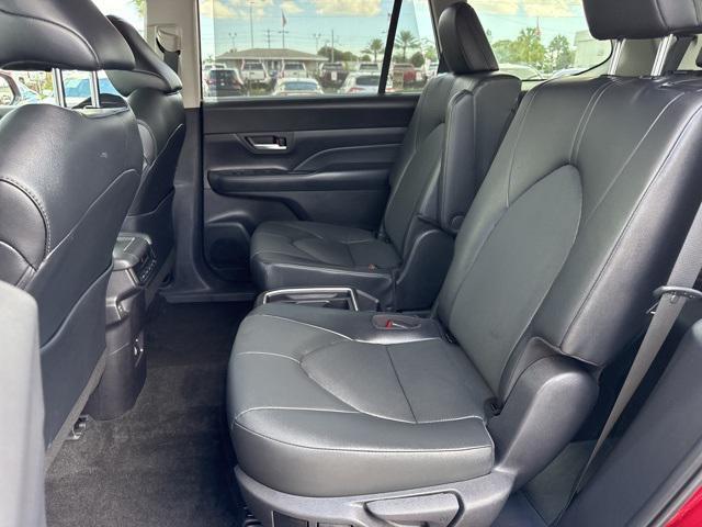 used 2025 Toyota Grand Highlander car, priced at $53,888
