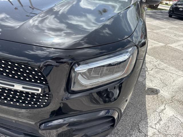 used 2024 Mercedes-Benz GLB 250 car, priced at $41,888