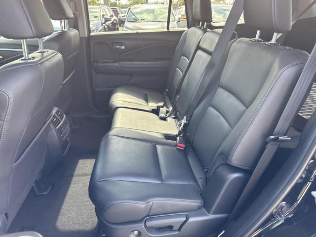 used 2022 Honda Pilot car, priced at $32,988