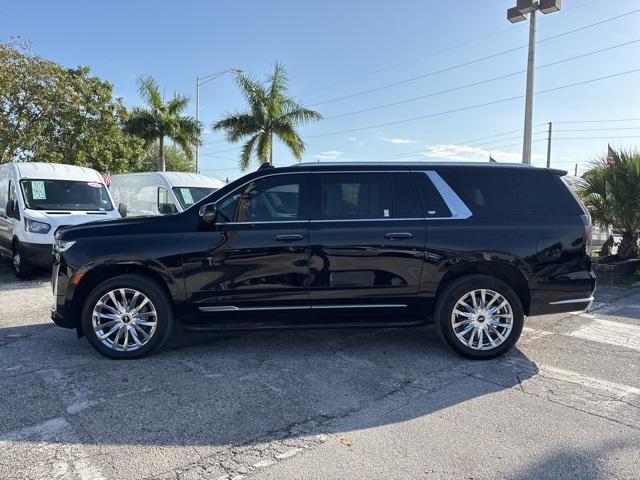 used 2023 Cadillac Escalade ESV car, priced at $75,888