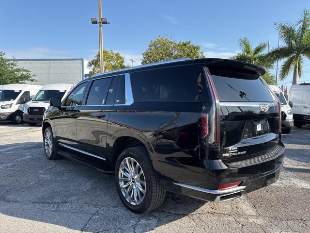 used 2023 Cadillac Escalade ESV car, priced at $75,888