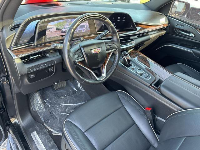 used 2023 Cadillac Escalade ESV car, priced at $75,888