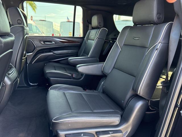 used 2023 Cadillac Escalade ESV car, priced at $75,888
