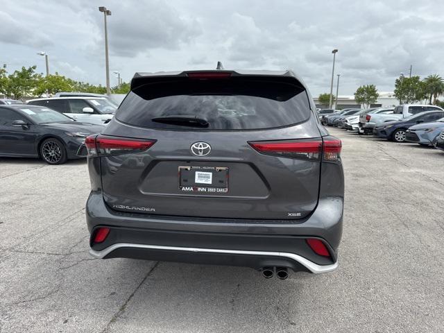 used 2023 Toyota Highlander car, priced at $39,988