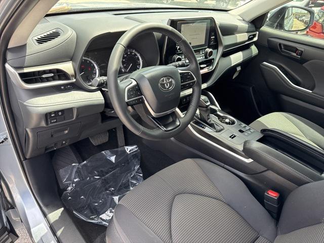 used 2024 Toyota Highlander car, priced at $39,888