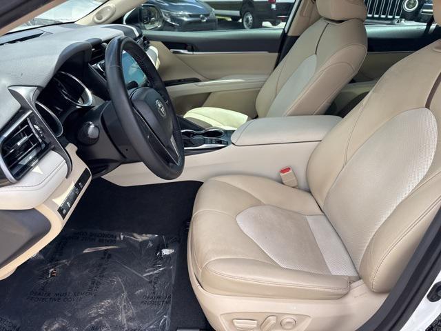 used 2020 Toyota Camry Hybrid car, priced at $23,988