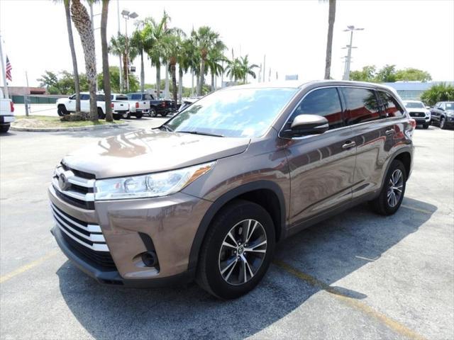 used 2018 Toyota Highlander car, priced at $20,988