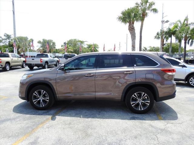 used 2018 Toyota Highlander car, priced at $20,988