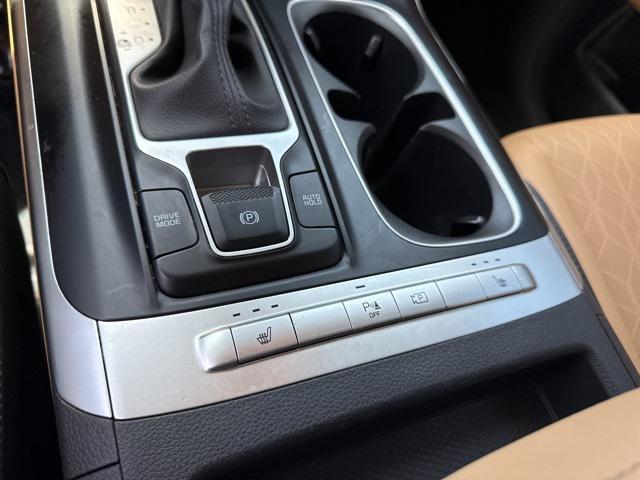 used 2024 Kia Carnival car, priced at $33,988