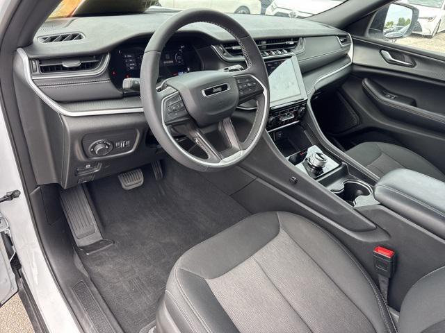 used 2025 Jeep Grand Cherokee L car, priced at $35,988
