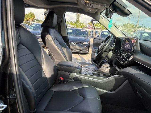 used 2023 Toyota Highlander car, priced at $36,988