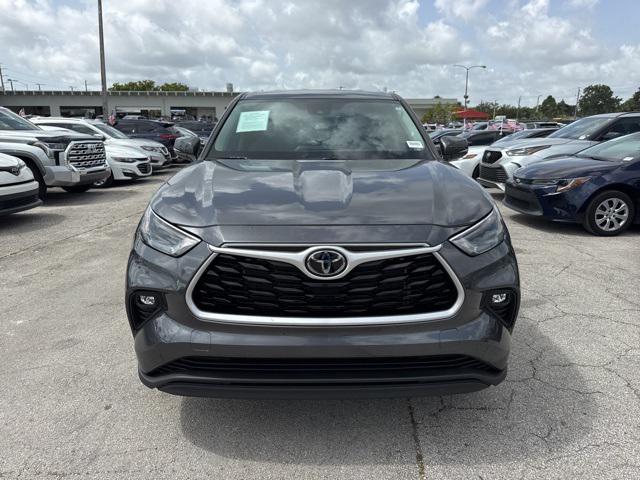 used 2024 Toyota Highlander car, priced at $38,988