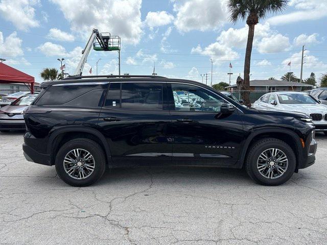 used 2024 Chevrolet Traverse car, priced at $40,488