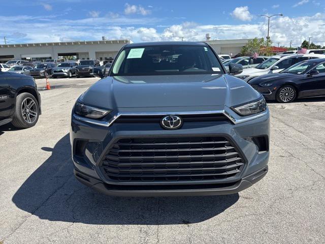 used 2025 Toyota Grand Highlander car, priced at $50,888