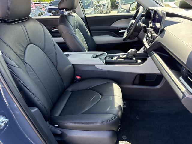 used 2025 Toyota Grand Highlander car, priced at $50,888