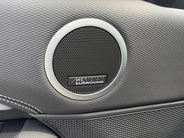used 2024 Land Rover Discovery car, priced at $51,888