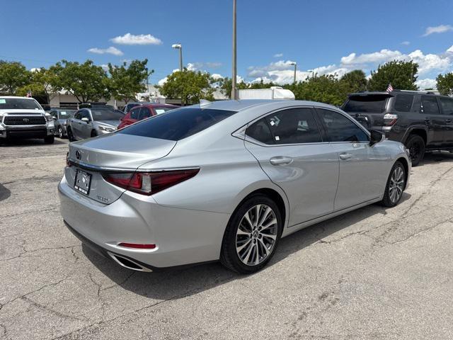 used 2019 Lexus ES 350 car, priced at $26,888