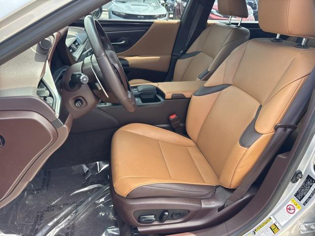 used 2019 Lexus ES 350 car, priced at $26,888