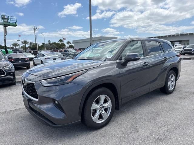 used 2024 Toyota Highlander car, priced at $42,988
