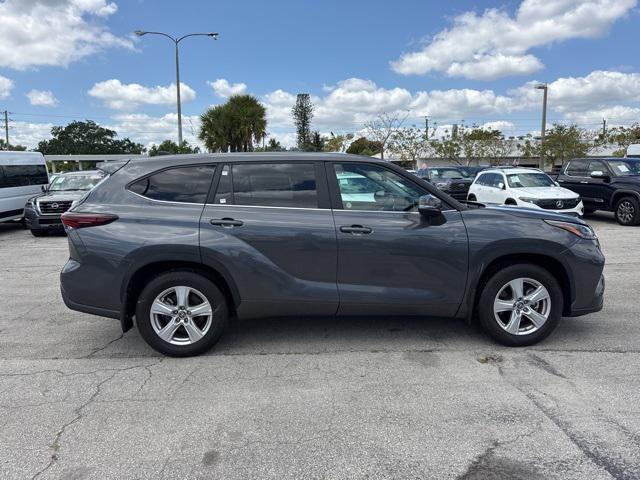 used 2024 Toyota Highlander car, priced at $42,988