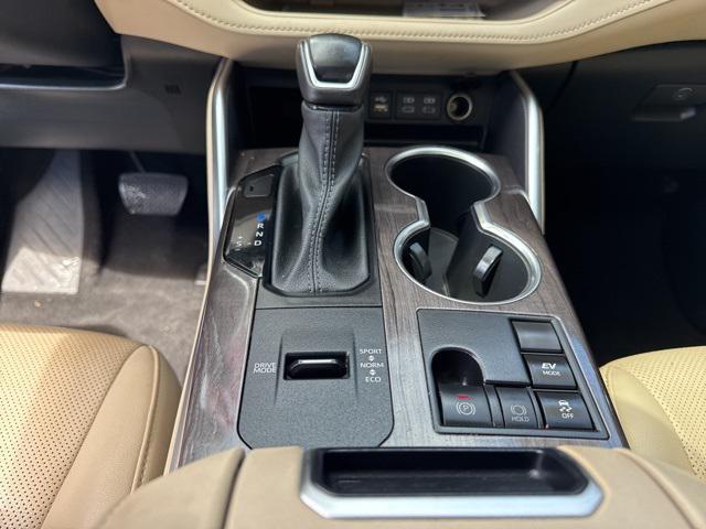 used 2023 Toyota Highlander Hybrid car, priced at $38,988