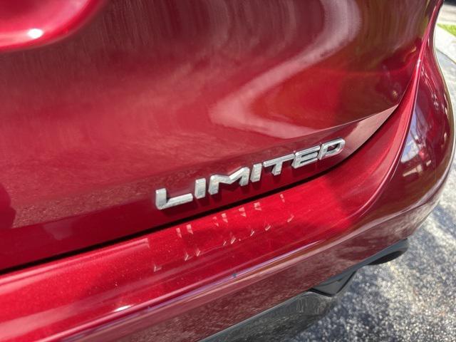 used 2023 Toyota Highlander Hybrid car, priced at $38,988