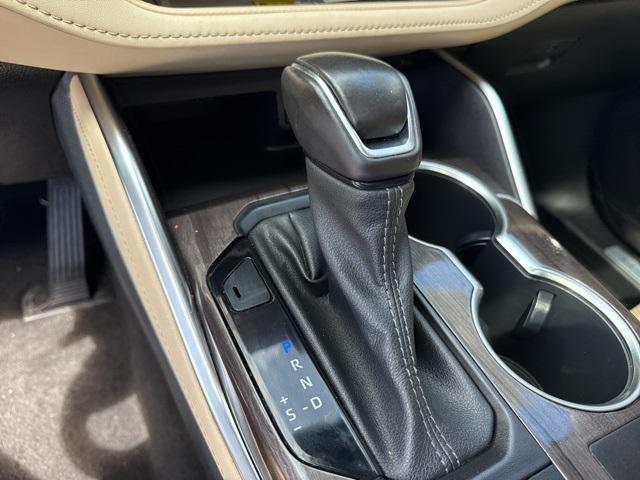 used 2023 Toyota Highlander Hybrid car, priced at $38,988