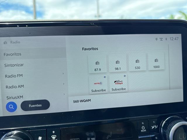 used 2023 Toyota Highlander Hybrid car, priced at $38,988