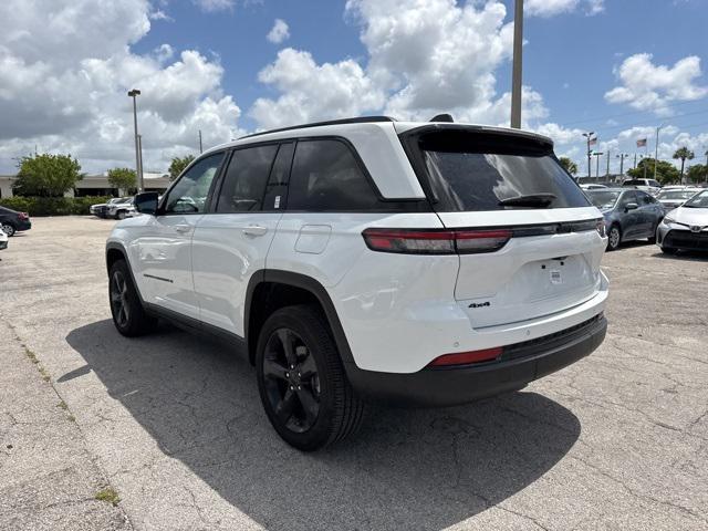 used 2024 Jeep Grand Cherokee car, priced at $36,988