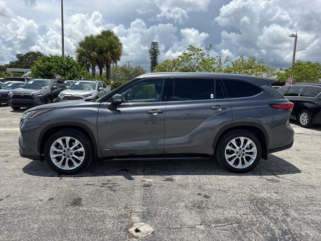 used 2023 Toyota Highlander Hybrid car, priced at $37,988