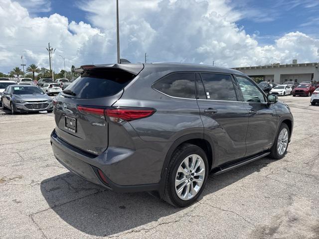 used 2023 Toyota Highlander Hybrid car, priced at $37,988