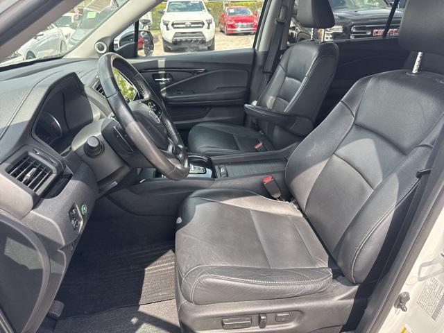 used 2022 Honda Pilot car, priced at $27,888