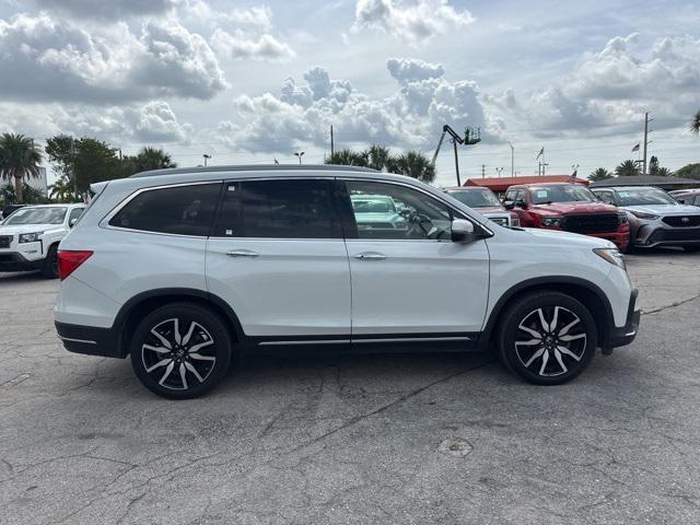 used 2022 Honda Pilot car, priced at $27,888