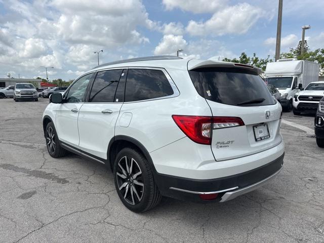 used 2022 Honda Pilot car, priced at $27,888