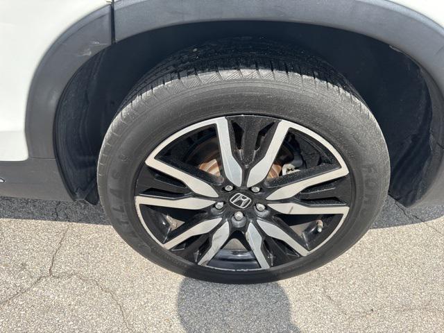 used 2022 Honda Pilot car, priced at $27,888