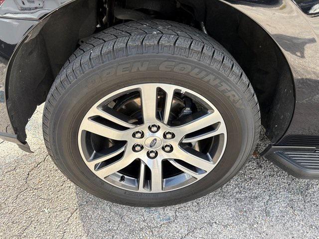 used 2024 Ford Expedition car, priced at $57,888