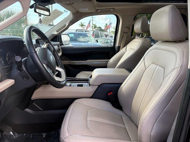 used 2024 Ford Expedition car, priced at $57,888