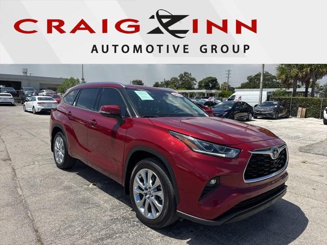 used 2024 Toyota Highlander car, priced at $44,888