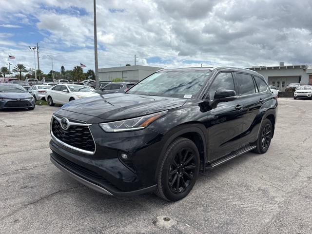 used 2024 Toyota Highlander car, priced at $46,888