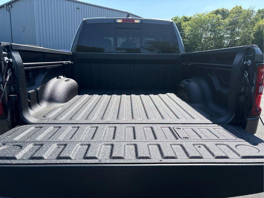 new 2025 Ram 1500 car, priced at $60,105