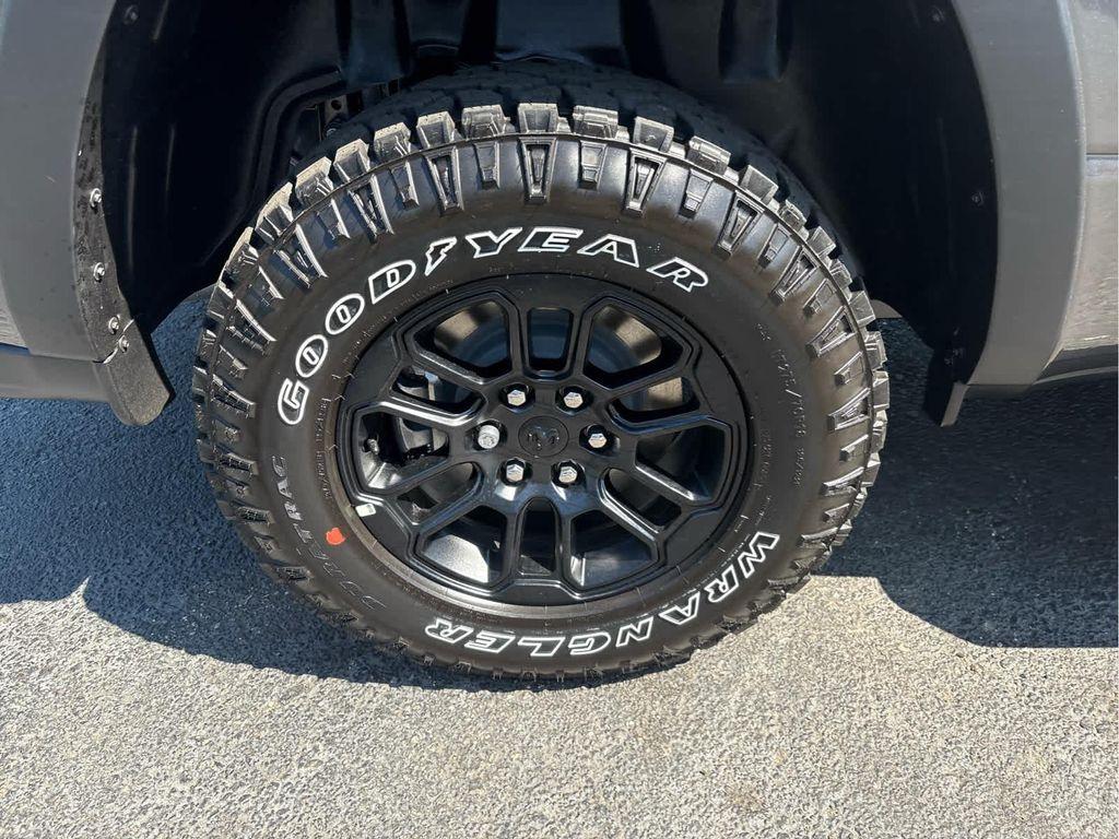new 2025 Ram 1500 car, priced at $60,105