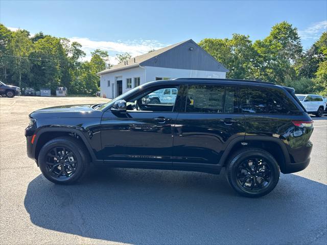 new 2025 Jeep Grand Cherokee car, priced at $42,699