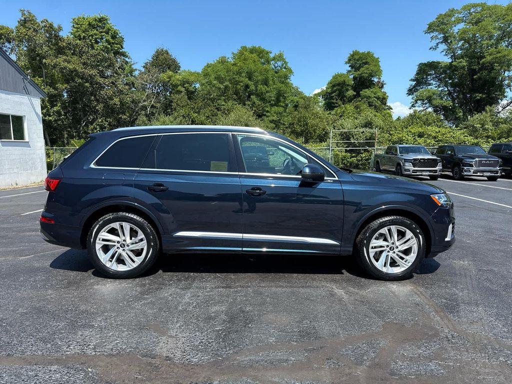 used 2023 Audi Q7 car, priced at $42,359