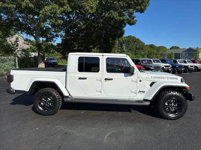 new 2025 Jeep Gladiator car, priced at $50,242
