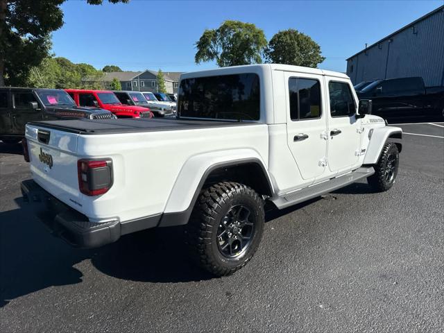 new 2025 Jeep Gladiator car, priced at $50,242