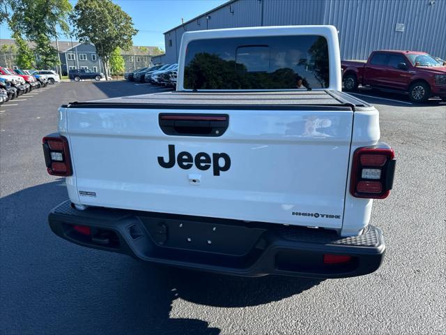 new 2025 Jeep Gladiator car, priced at $50,242
