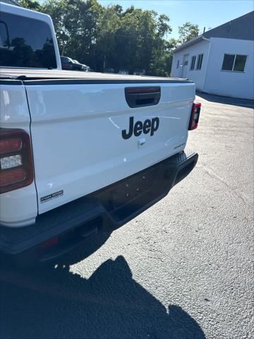 new 2025 Jeep Gladiator car, priced at $50,242